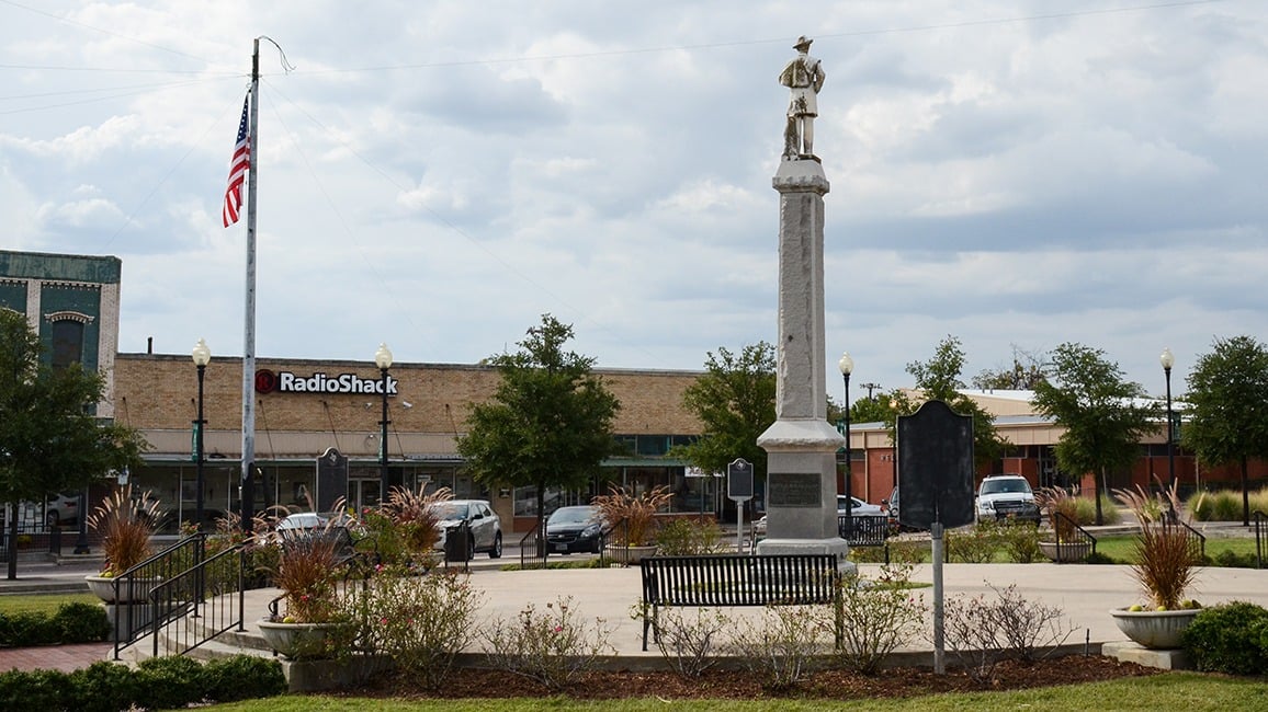 Clarksville town square
