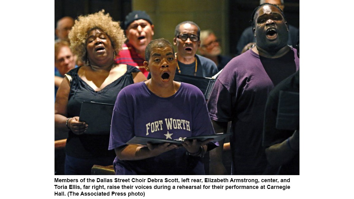 Dallas Street Choir rehearsing