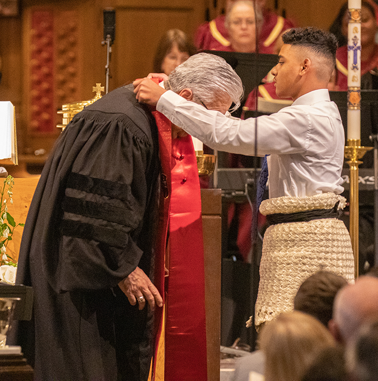 Saenz receiving his stoll